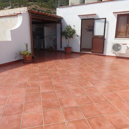 Il Cortile Di Eolo Apartment Marettimo Bagian luar foto
